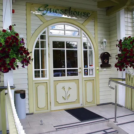 约翰别墅酒店 派尔努